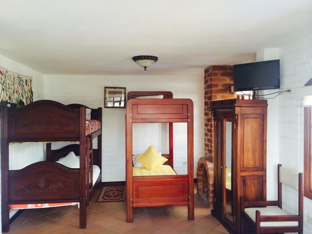 Hosteria El Imperio Real Salcedo ภายนอก รูปภาพ