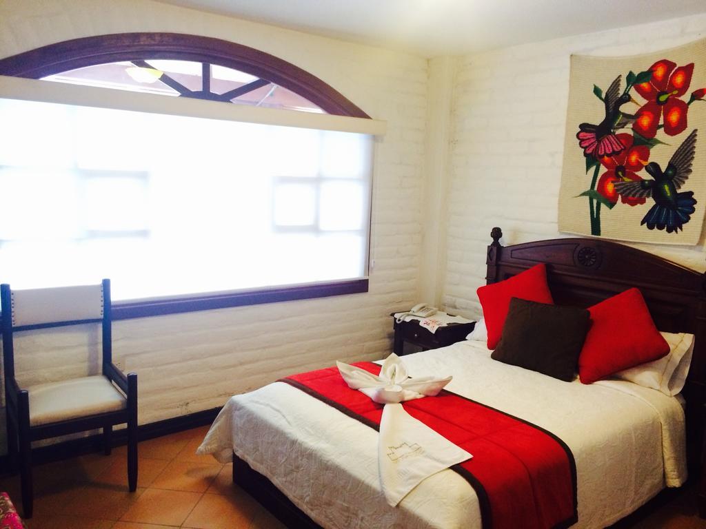 Hosteria El Imperio Real Salcedo ภายนอก รูปภาพ