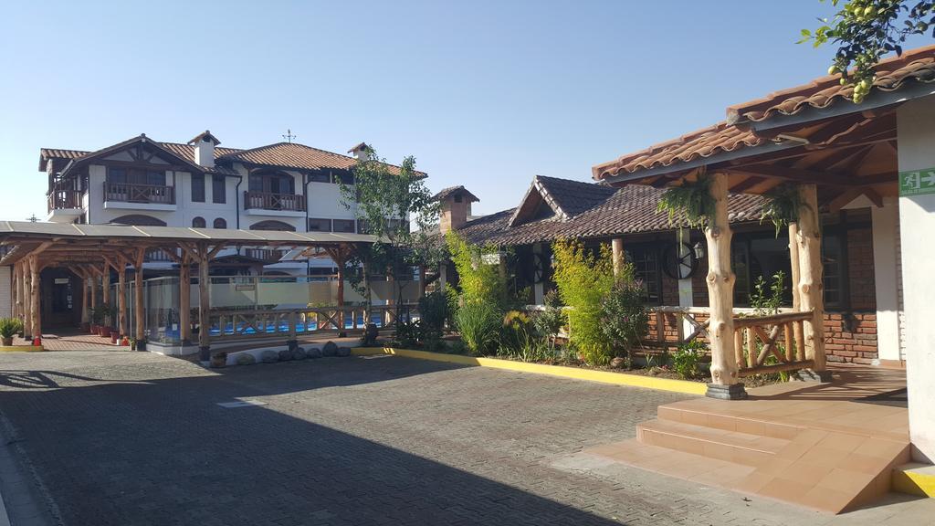 Hosteria El Imperio Real Salcedo ภายนอก รูปภาพ