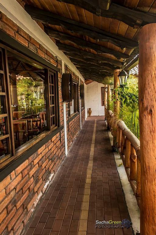 Hosteria El Imperio Real Salcedo ภายนอก รูปภาพ