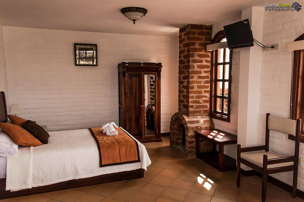Hosteria El Imperio Real Salcedo ภายนอก รูปภาพ