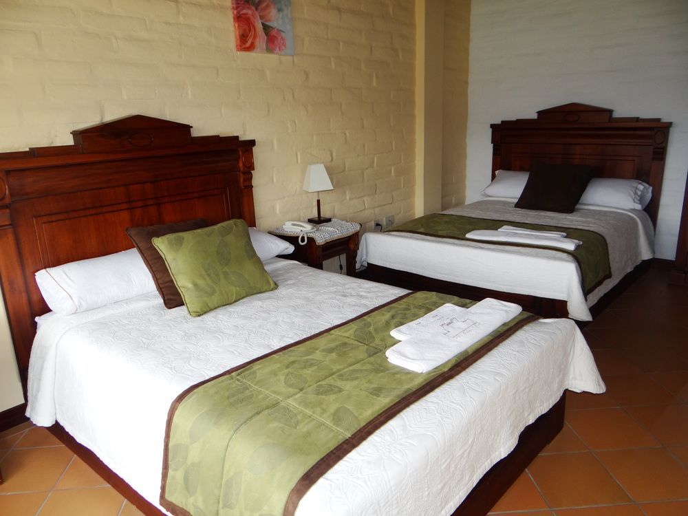 Hosteria El Imperio Real Salcedo ภายนอก รูปภาพ