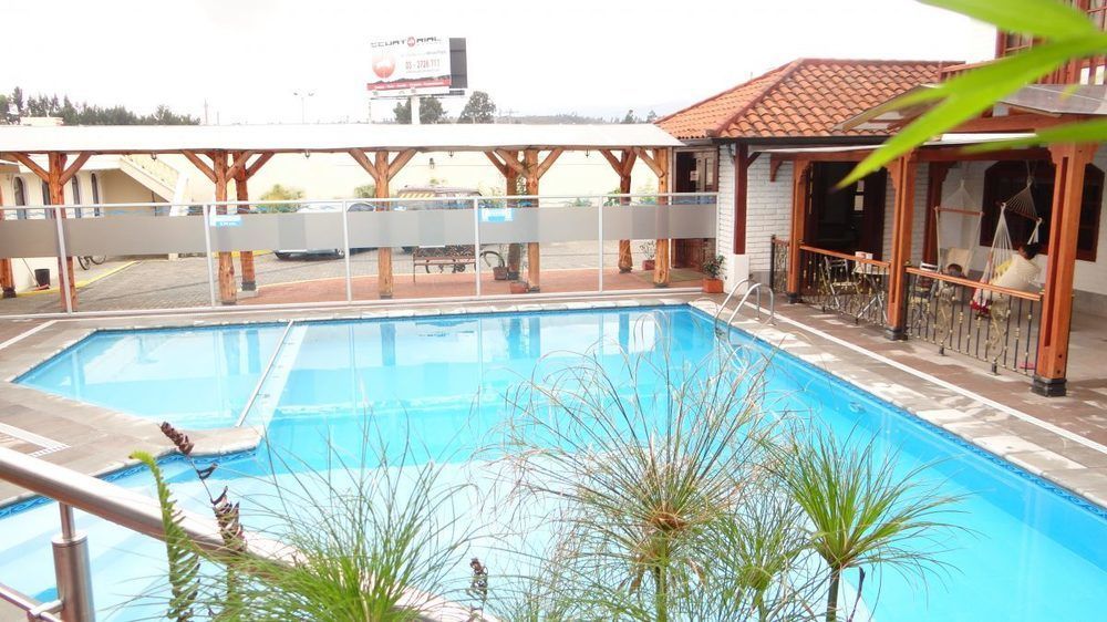 Hosteria El Imperio Real Salcedo ภายนอก รูปภาพ
